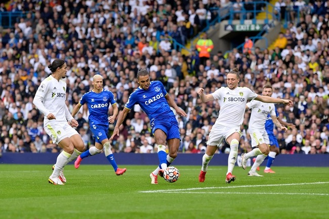 Cuộc đối đầu giữa Leeds United và Everton trong khuôn khổ giải Ngoại hạng Anh 1 Màn chạm trán giữa Leeds United vs Everton